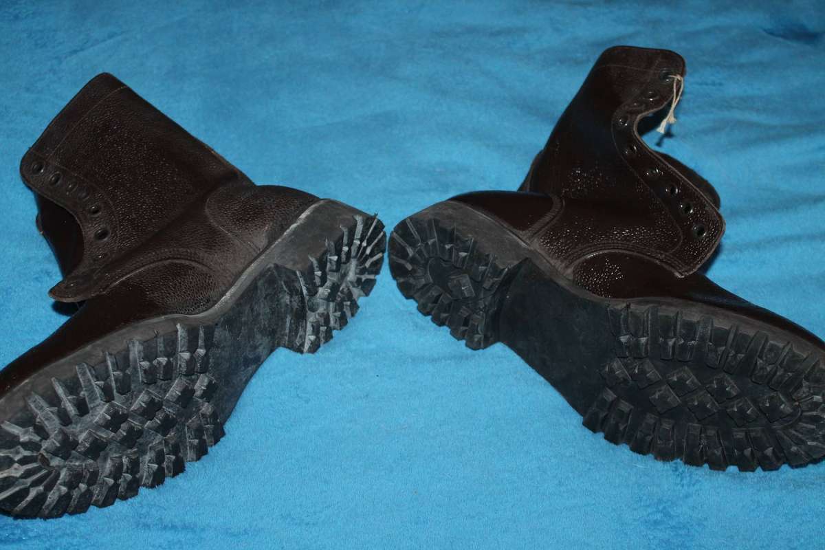 1988 Bagshaw Boots