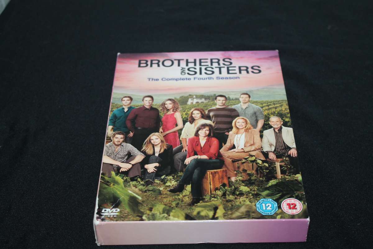 Brothers and Sisters 4th season