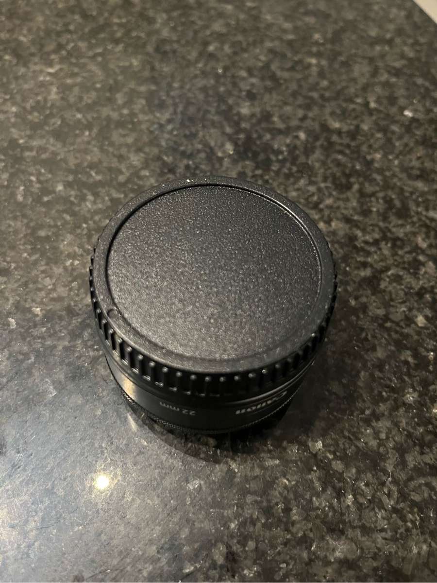 CANON 22mm f/2 EF-M STM Prime lens