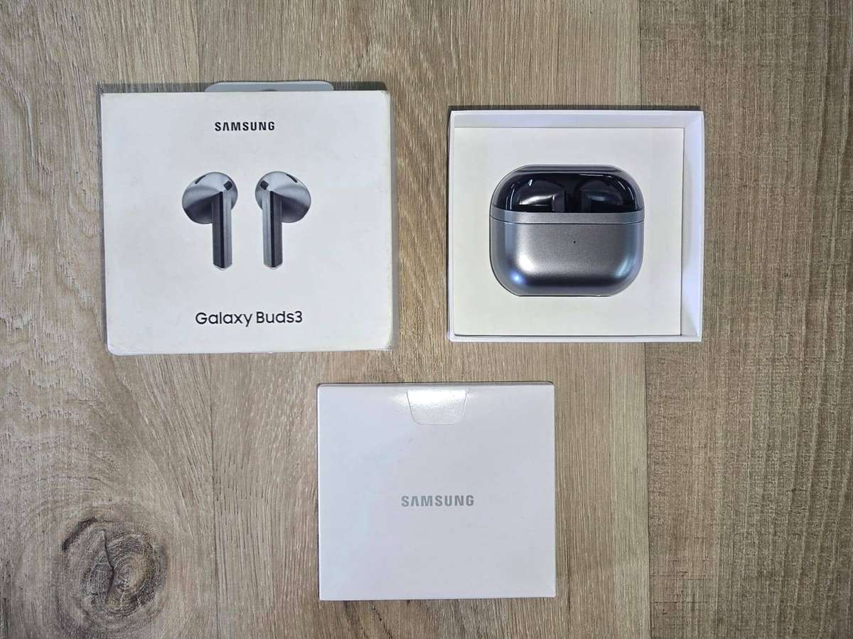 Samsung Buds 3 Silver