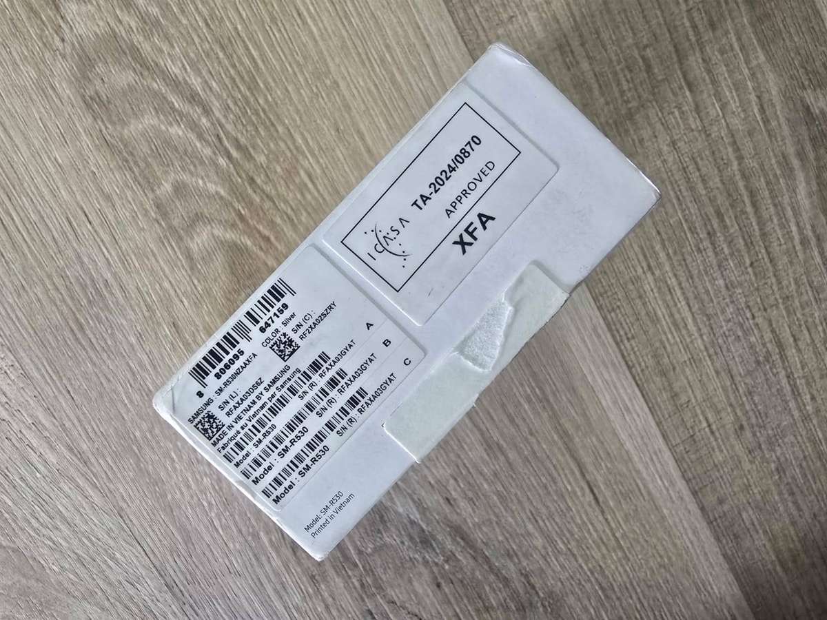 Samsung Buds 3 Silver