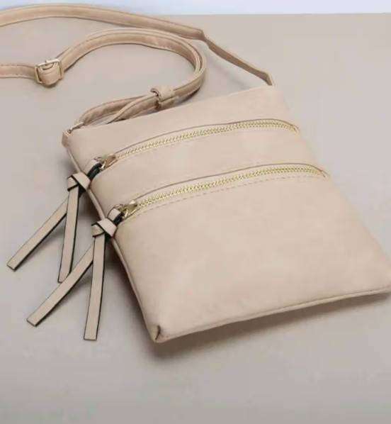 Women Shoulder/ Crossbody Bag