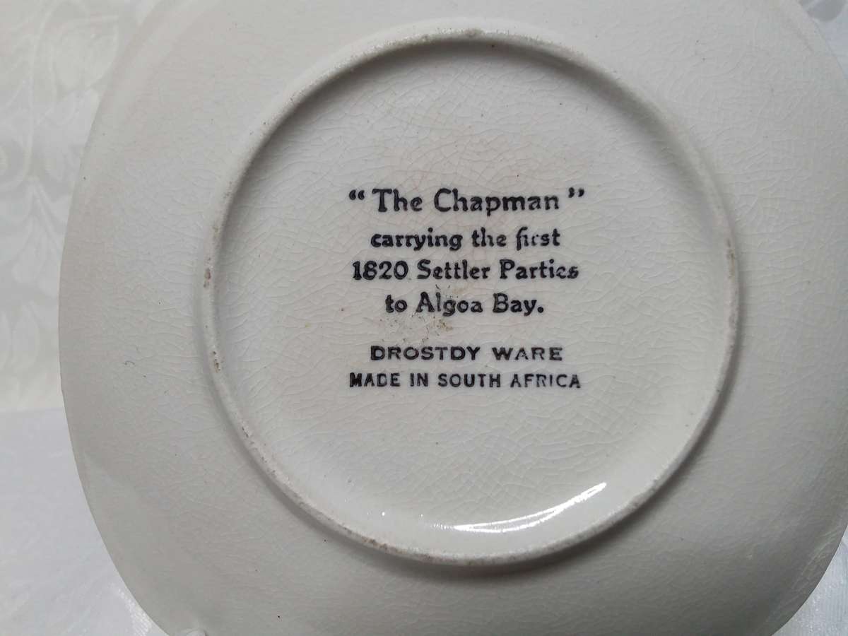 Stunning! Small vintage Drostdy ware plate - rare design