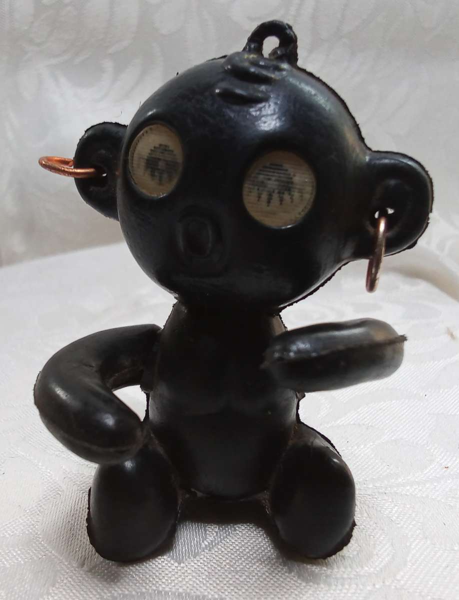 Vintage 1950's Japan Winky Blinky Takara Dakko-Chan Doll Figurine - Lenticular Eyes