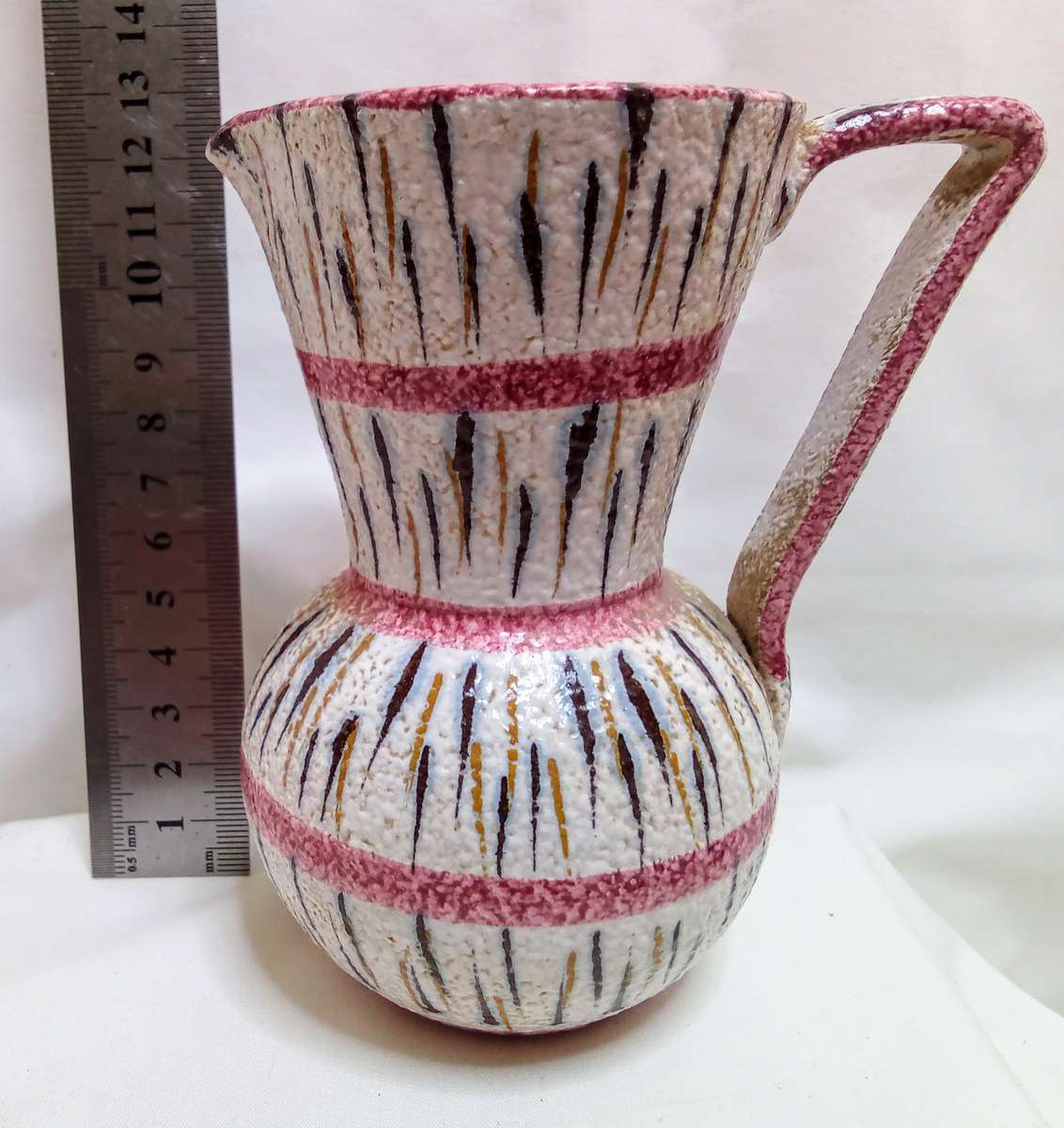Charming vintage Italian pottery vase/jug