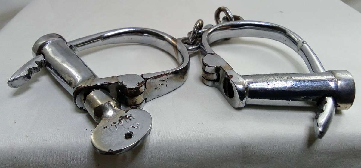 Vintage English DARBY STYLE HANDCUFFS with original key