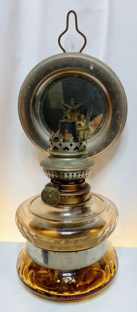 Beautiful vintage/antique Wild&Wessel oil lamp