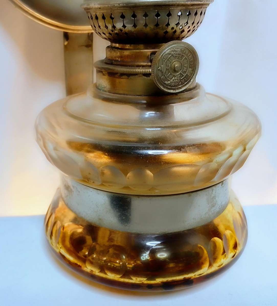 Beautiful vintage/antique Wild&Wessel oil lamp