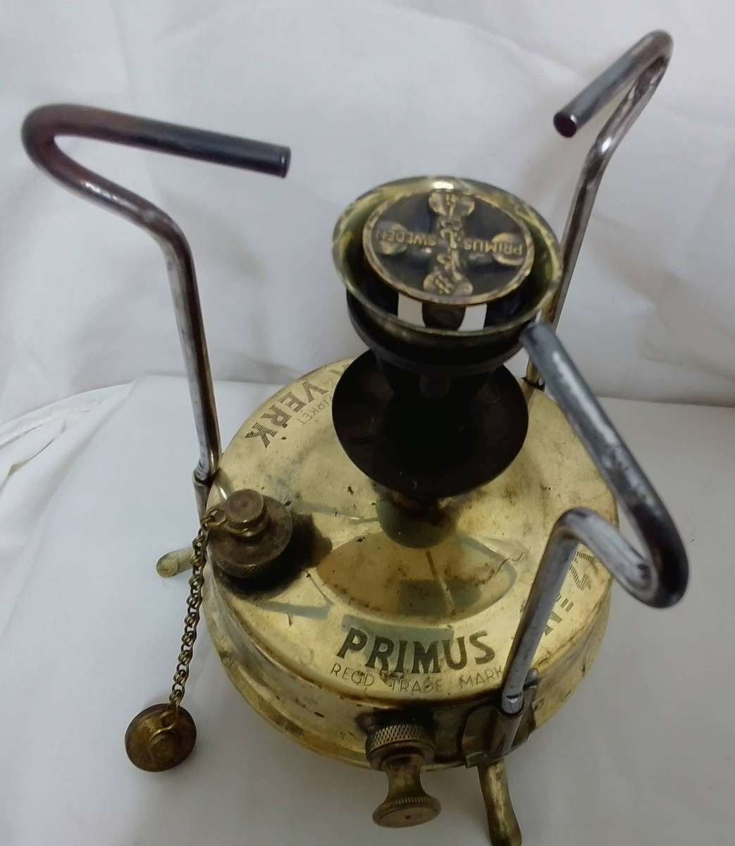 Vintage Primus camp stove in original tin
