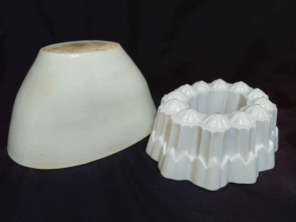 Two antique jelly moulds - very special items!