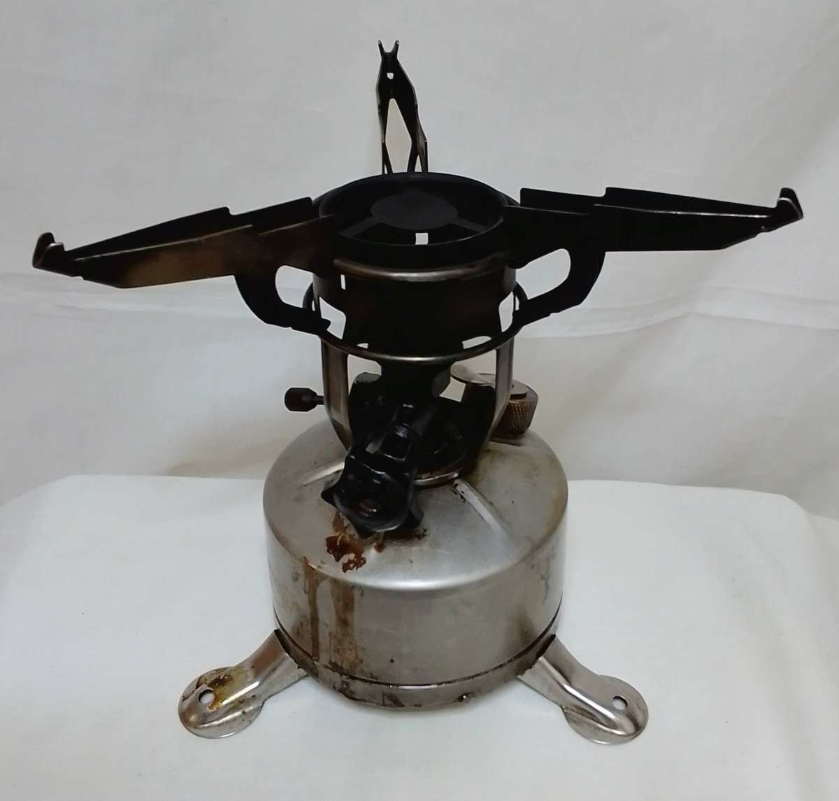 WW2 M-1942 army stove Coleman - Hen's tooth!