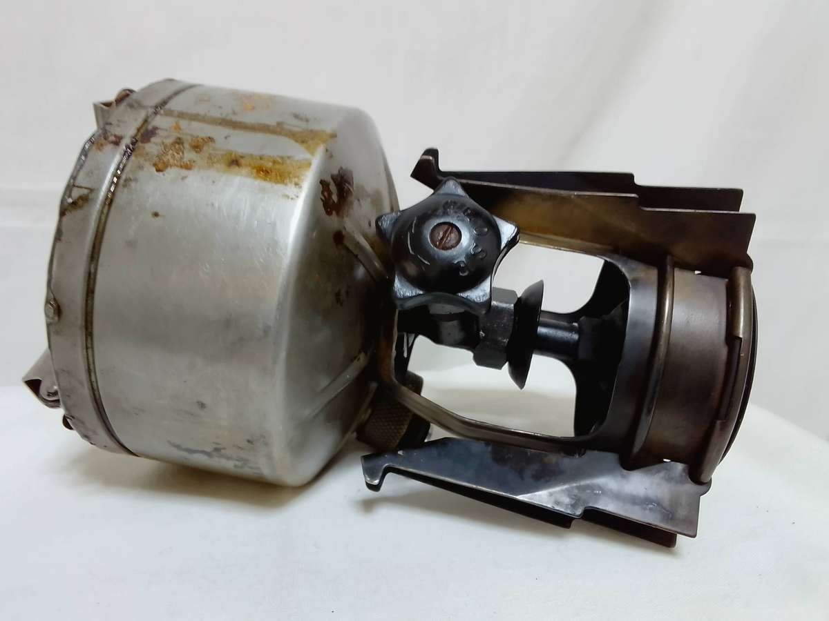 WW2 M-1942 army stove Coleman - Hen's tooth!