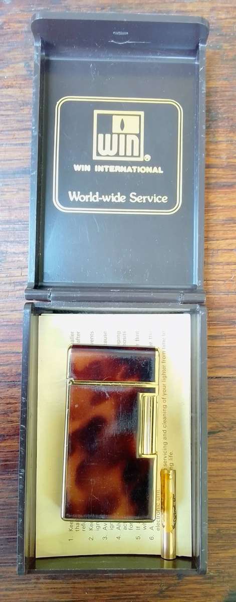 Vintage WIN faux tortoise shell lighter