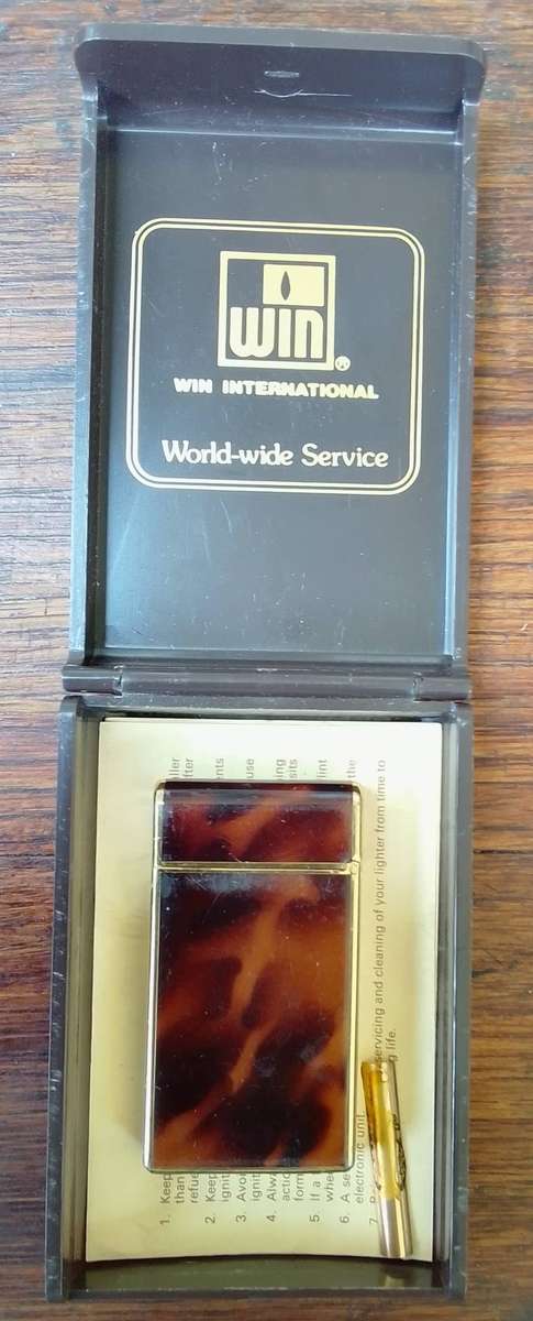 Vintage WIN faux tortoise shell lighter