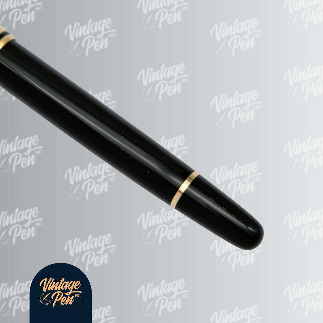 Montblanc Classique Rollerball Pen Gold Finish