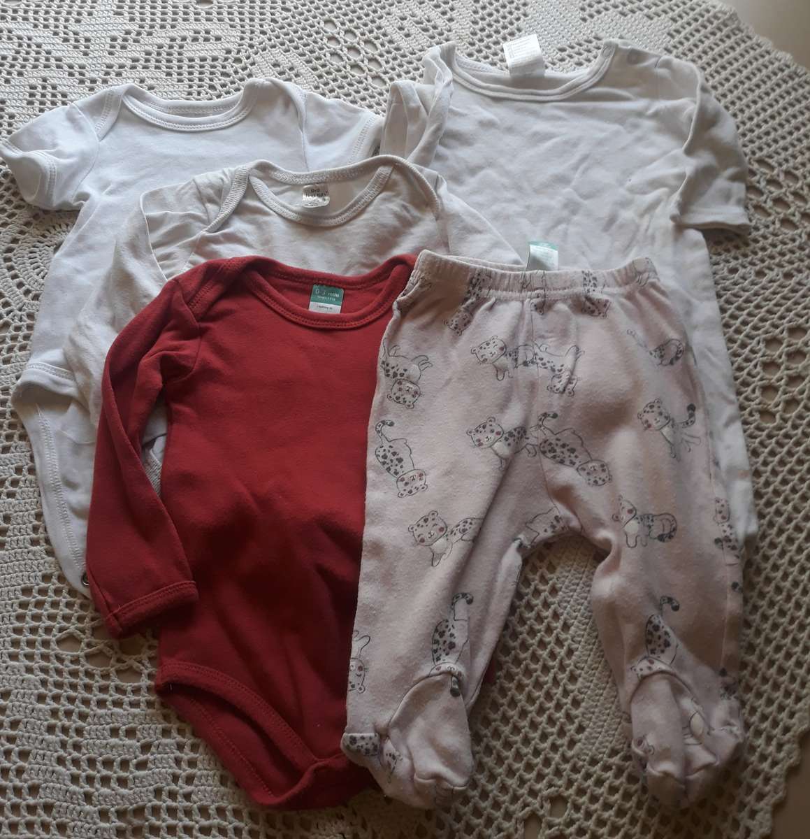 Baby girl clothes 0 - 3 months