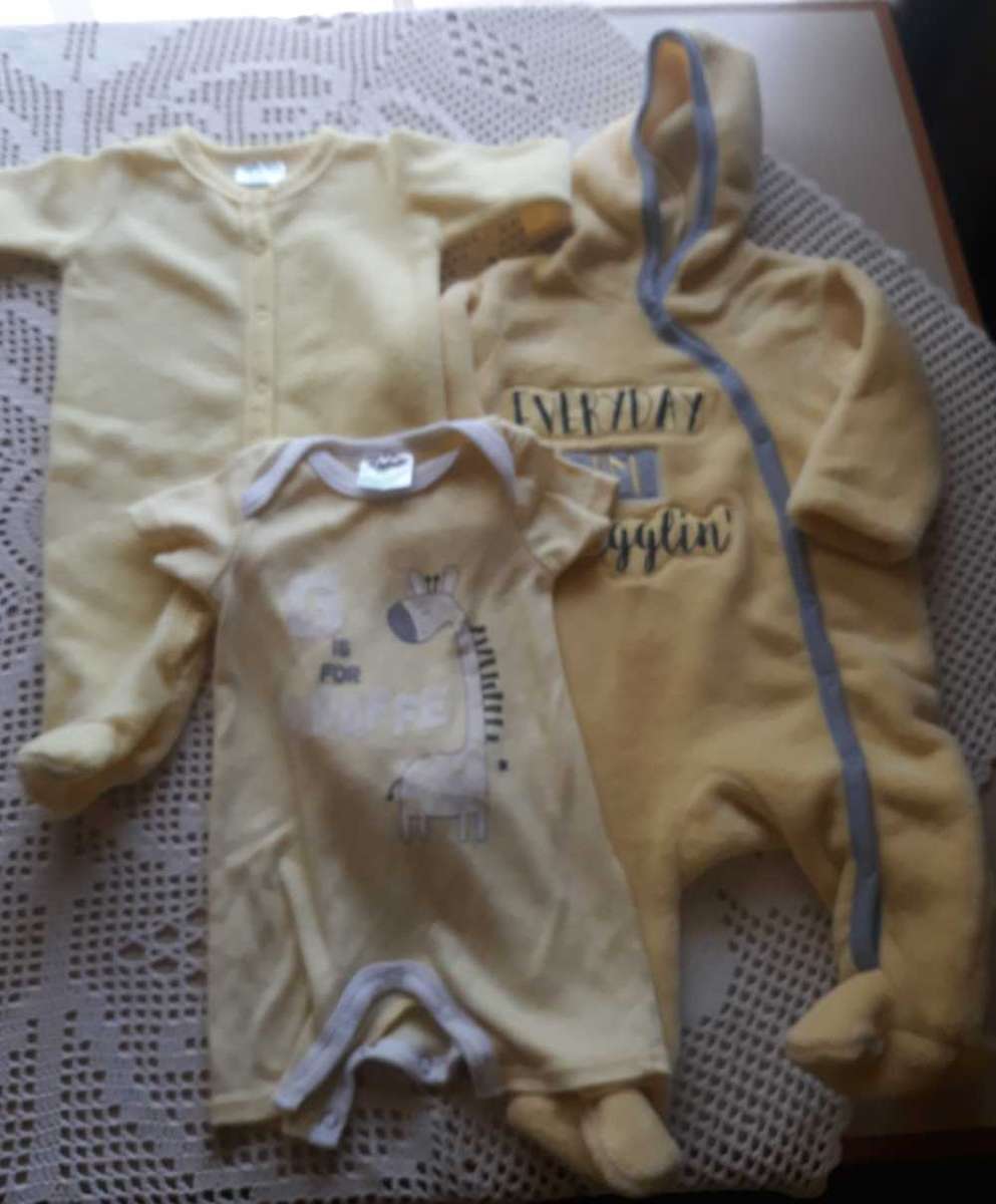 Baby girl clothes 0 - 3 months