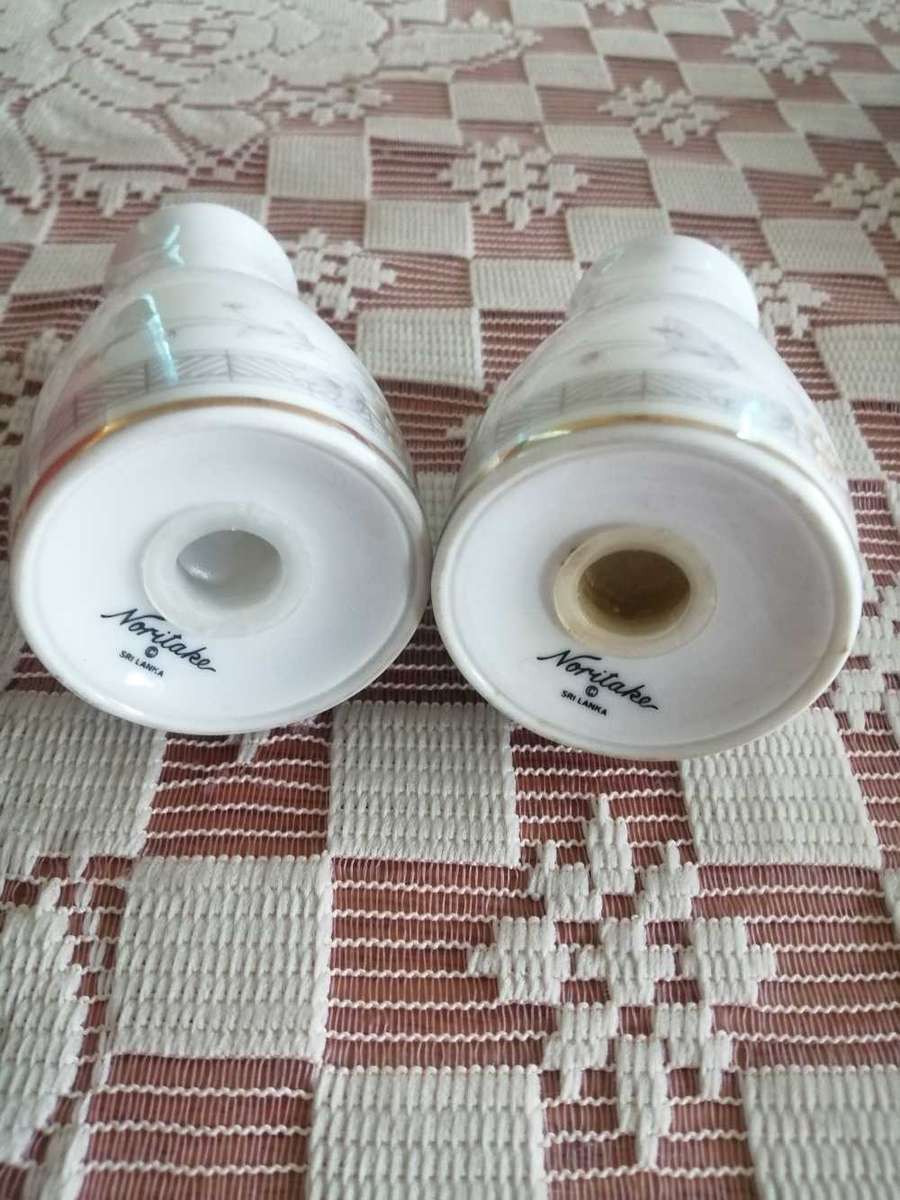 Noritake - Vintage Legendary by Noritake Sri Lanka Dream Street 3843 28 Piece Dinner set.