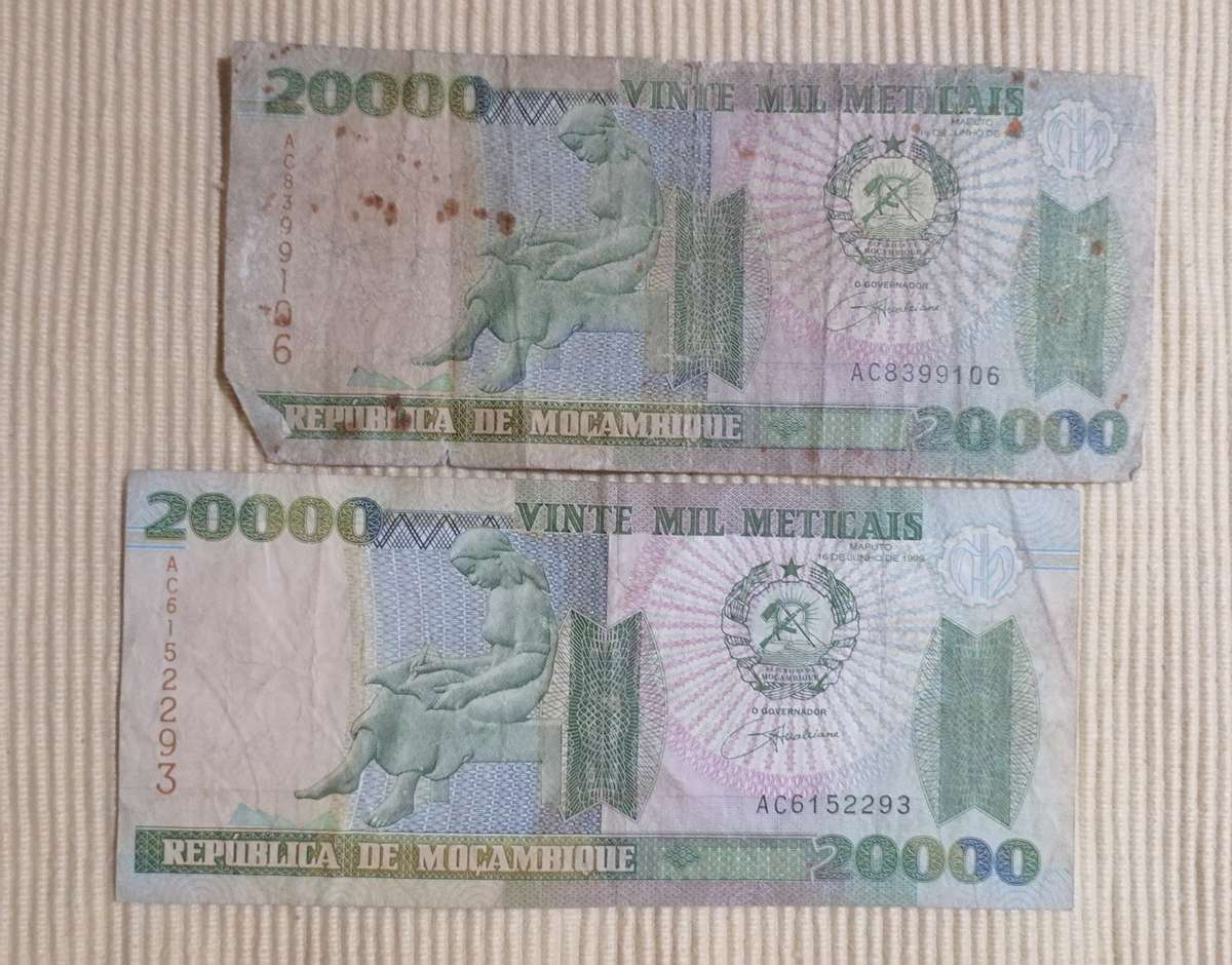 Mozambique Meticais 1990's