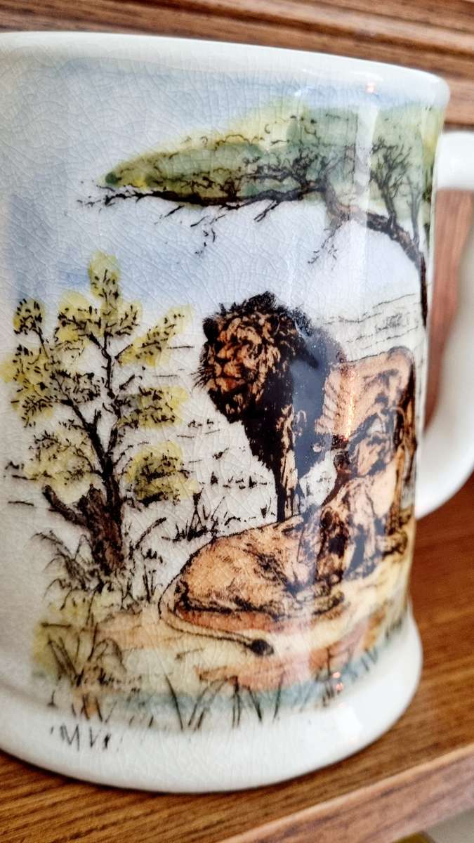 Krugerwildtuin/Kruger Park Drostdy Ware Painted Lions Large Porcelain Mug