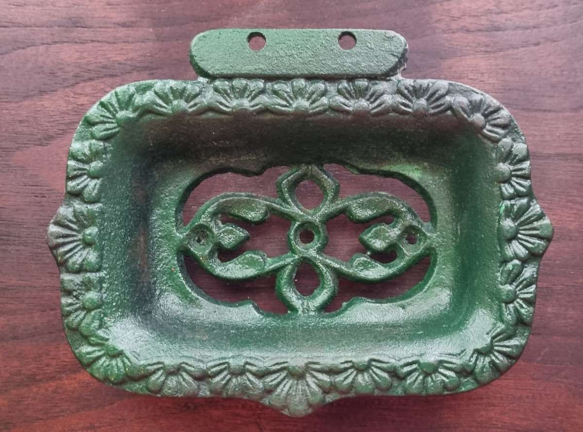 Green Ornate Cast Iron Soap Dish
