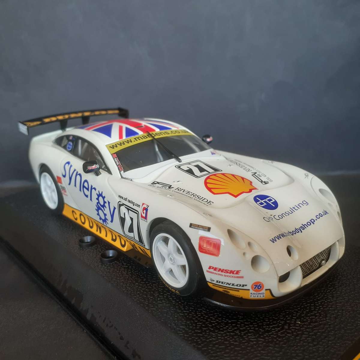 Scalextric C2590 TVR Tuscan 400R No.27 Boxed