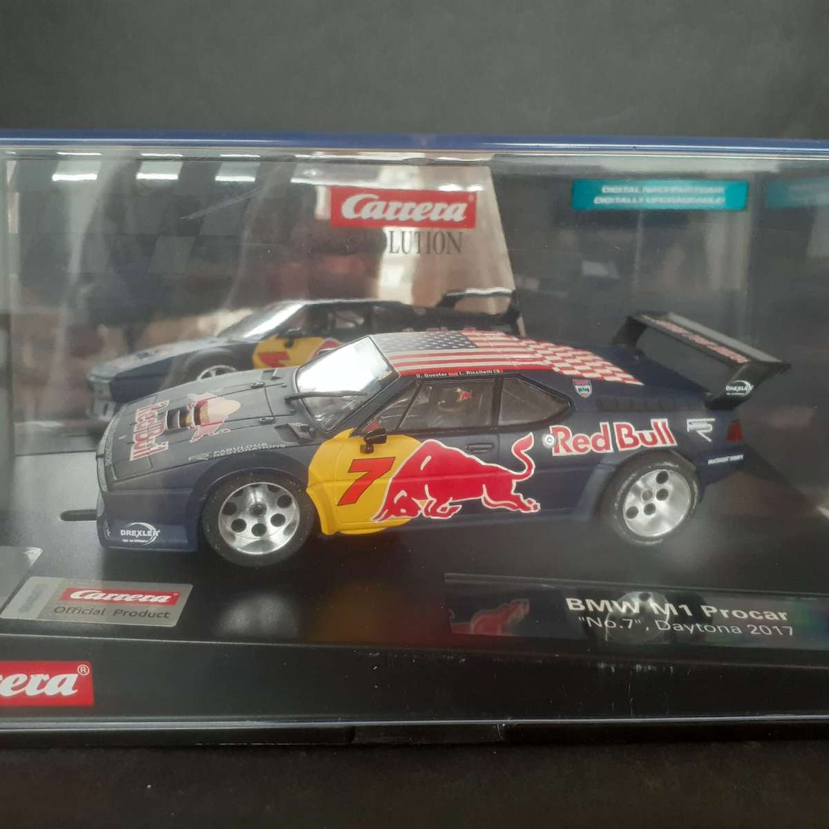 Carrera Evolution 27604 BMW M1 Procar Red Bull Boxed