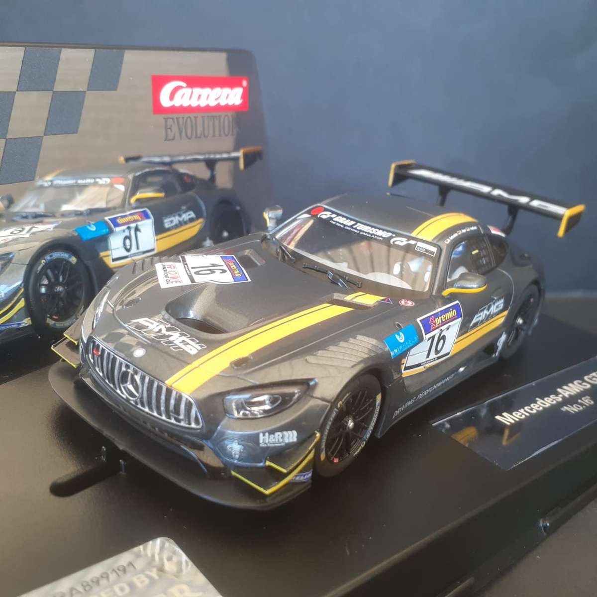 Carrera Evolution 27531 Mercedes AMG GT3 No.16 Boxed