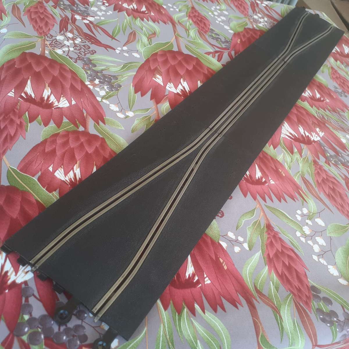 Scalextric Classic Track PT76 Long Chicane Set