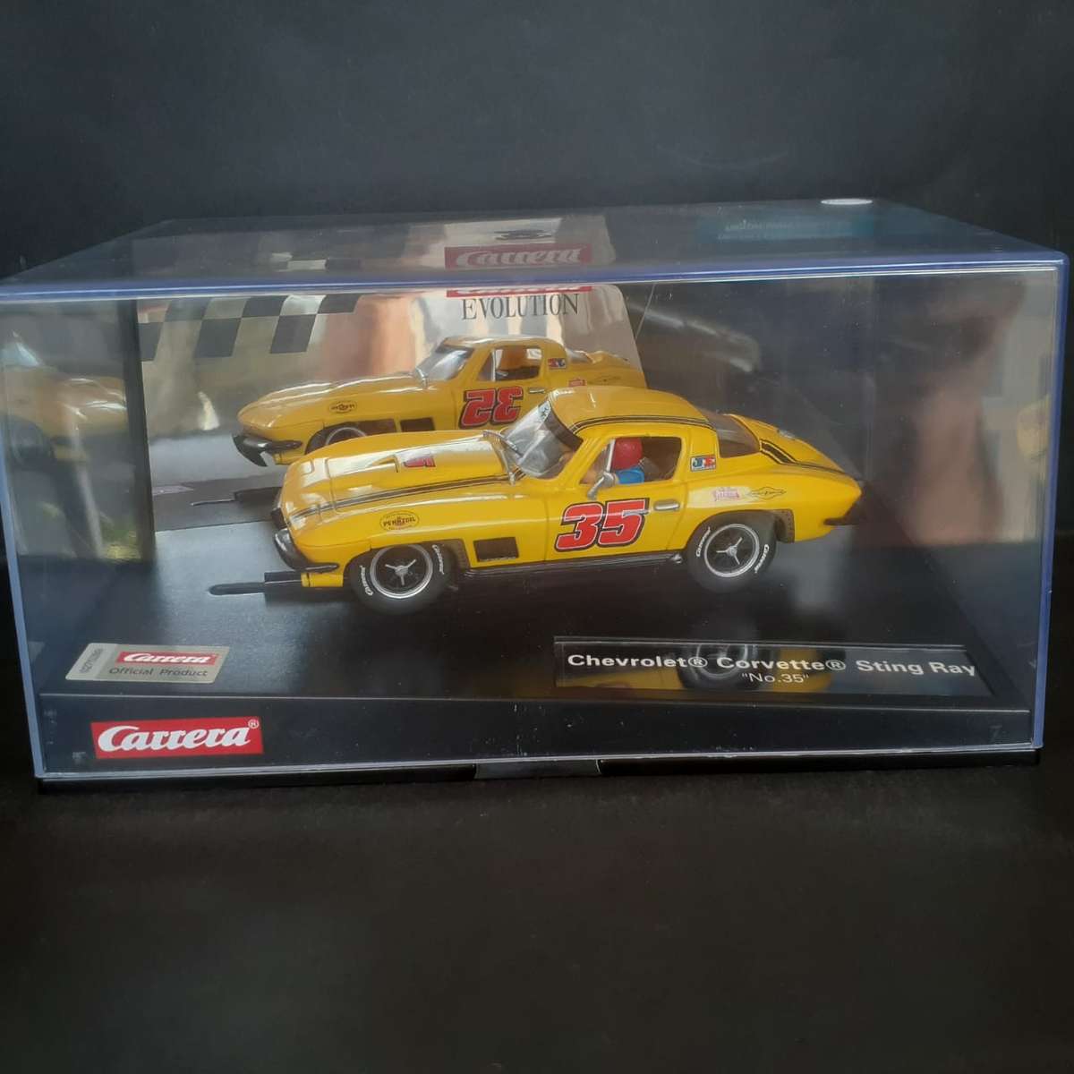Carrera Evolution 27615 Chevrolet Corvette Sting Ray Boxed