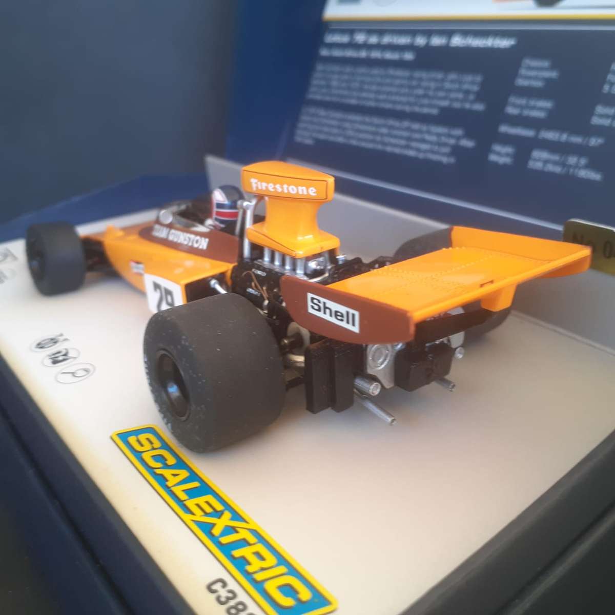 Scalextric C3833A Lotus 72 Gunston Ian Scheckter Ltd Edition No.462 of only 2000 produced.