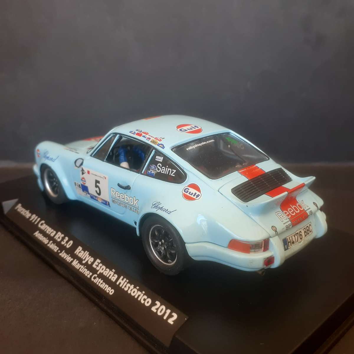 FlySlot 36104 Porsche 911 Carrera RS 3.0 Gulf Boxed with Slot-it Motor
