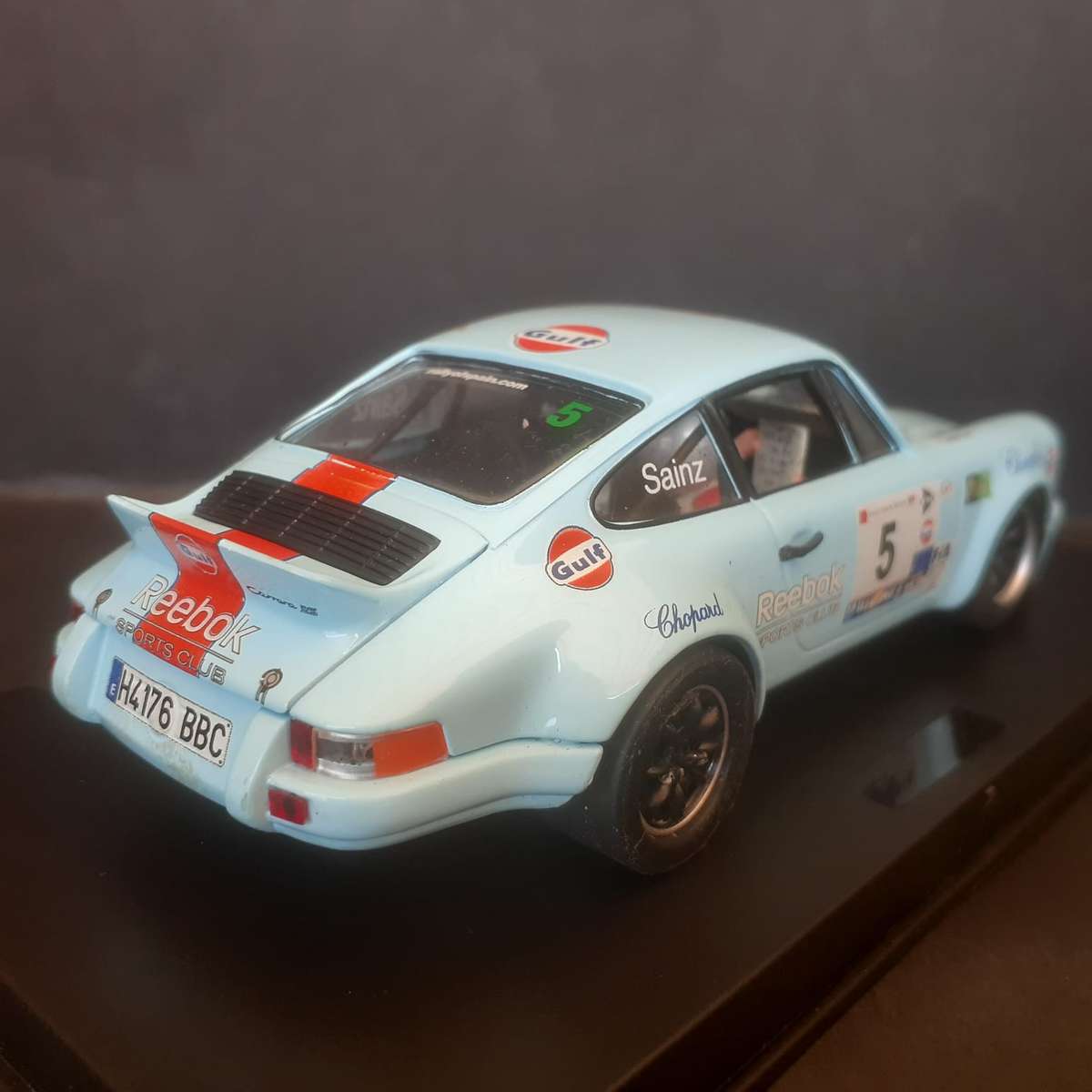 FlySlot 36104 Porsche 911 Carrera RS 3.0 Gulf Boxed with Slot-it Motor