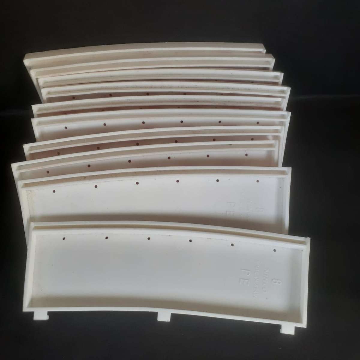 10 x Ninco Track Borders No.8 R4 Curve Outer