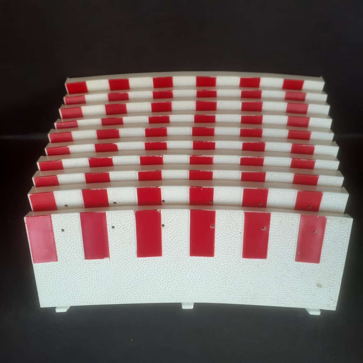 10 x Ninco Track Borders No.8 R4 Curve Outer