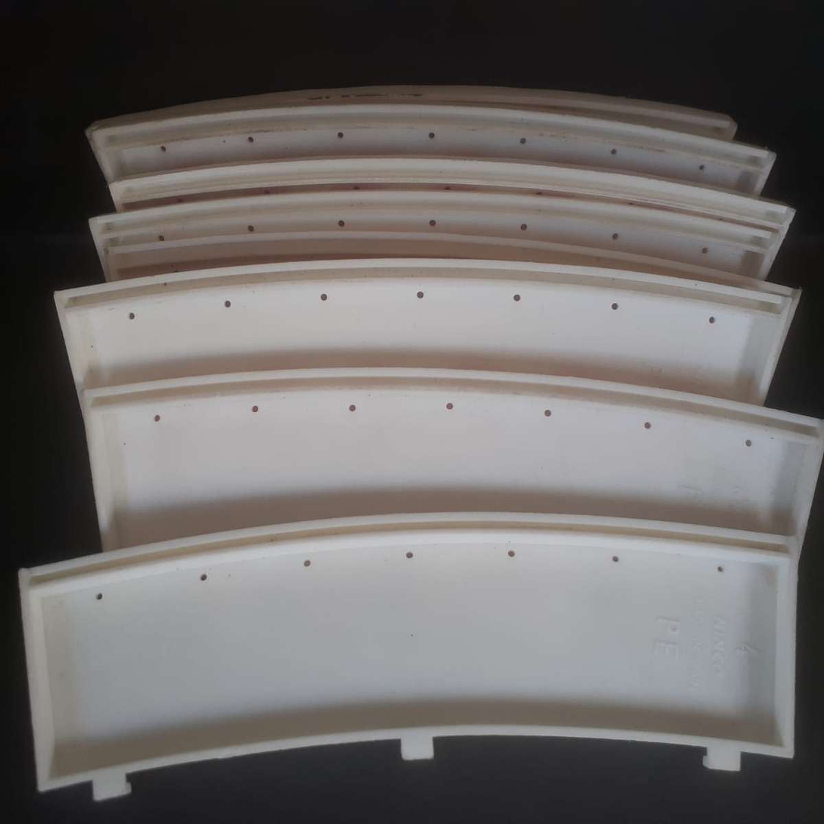 10 x Ninco Track Borders No.4 R2 Curve Outer