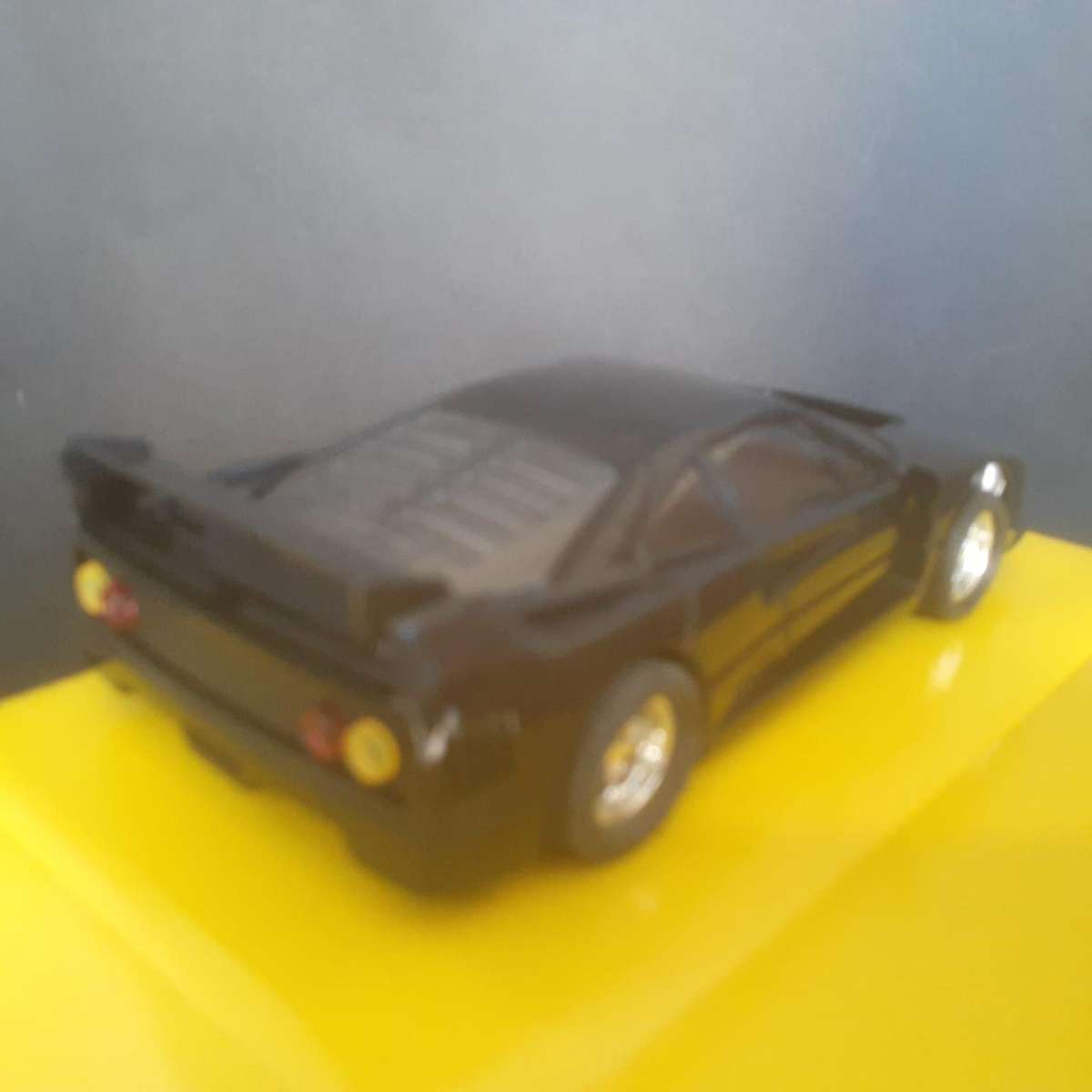 SCX 83450 Ferrari F40 Black Mint Boxed