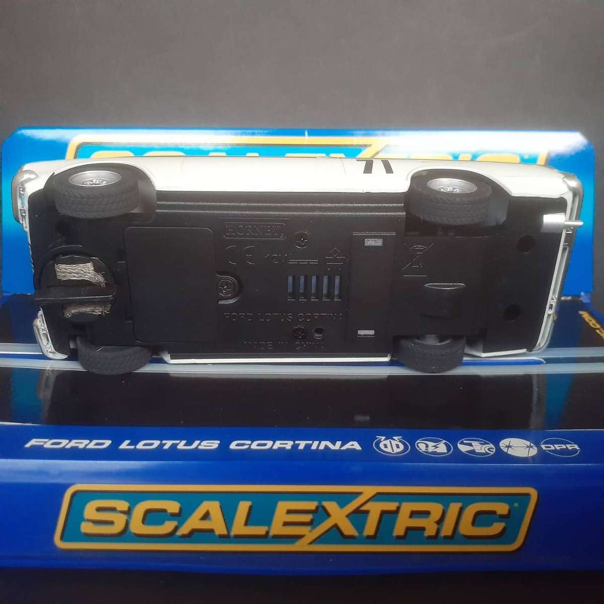 Scalextric C2193 Ford Lotus Cortina #71 Jim Clarck Mint Boxed