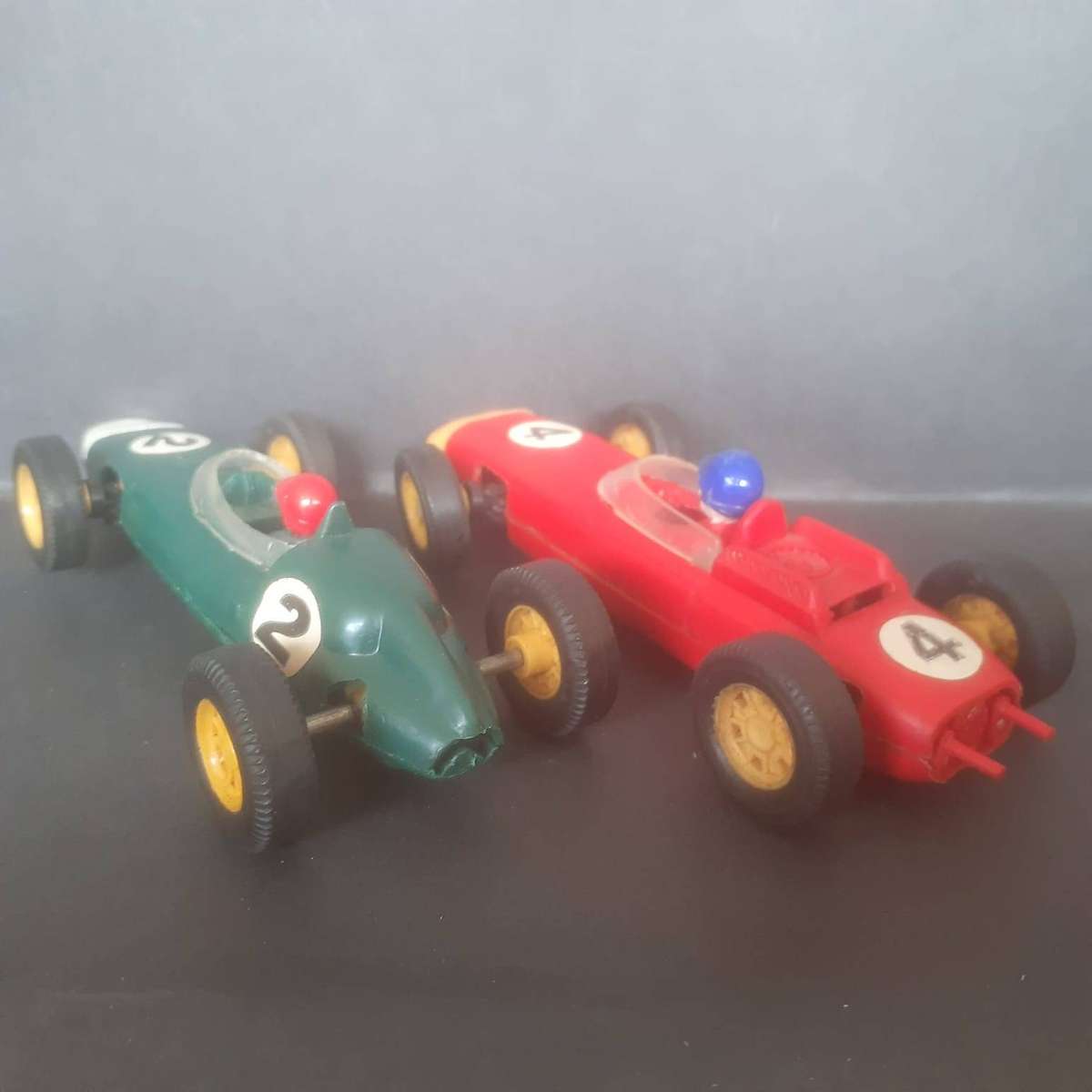 Scalextric C86 Porsche 804 & C85 BRM Formula Juniors