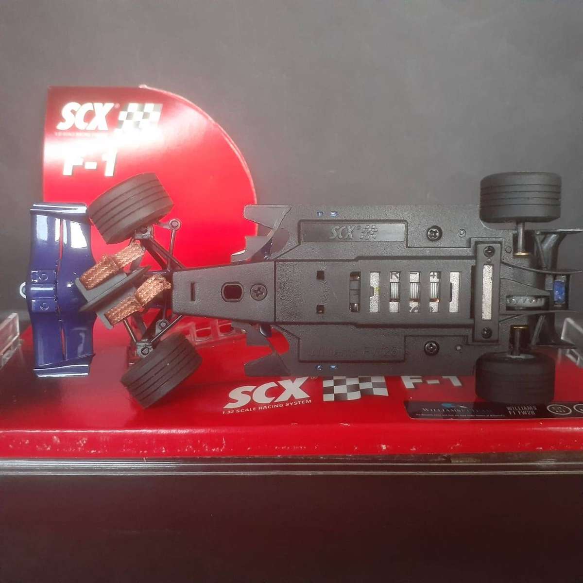 SCX 62880 Williams FW28 F1 Boxed