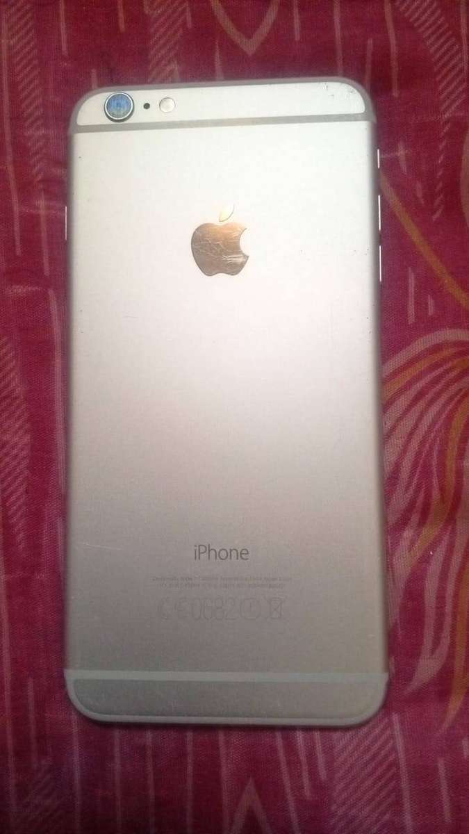 iPhone 6 Silver Back White Front 16GB