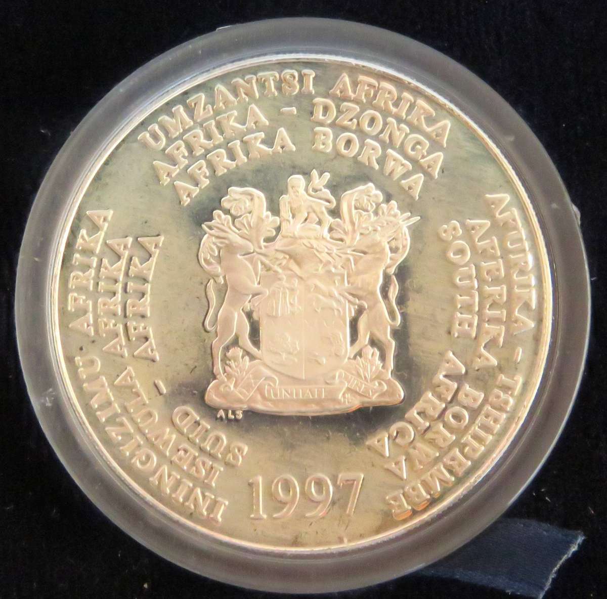 1997 1 Ounce  Silver Proof  R2 SEAHORSE in SAM BOX with COA-33.62 Grams 925 silver