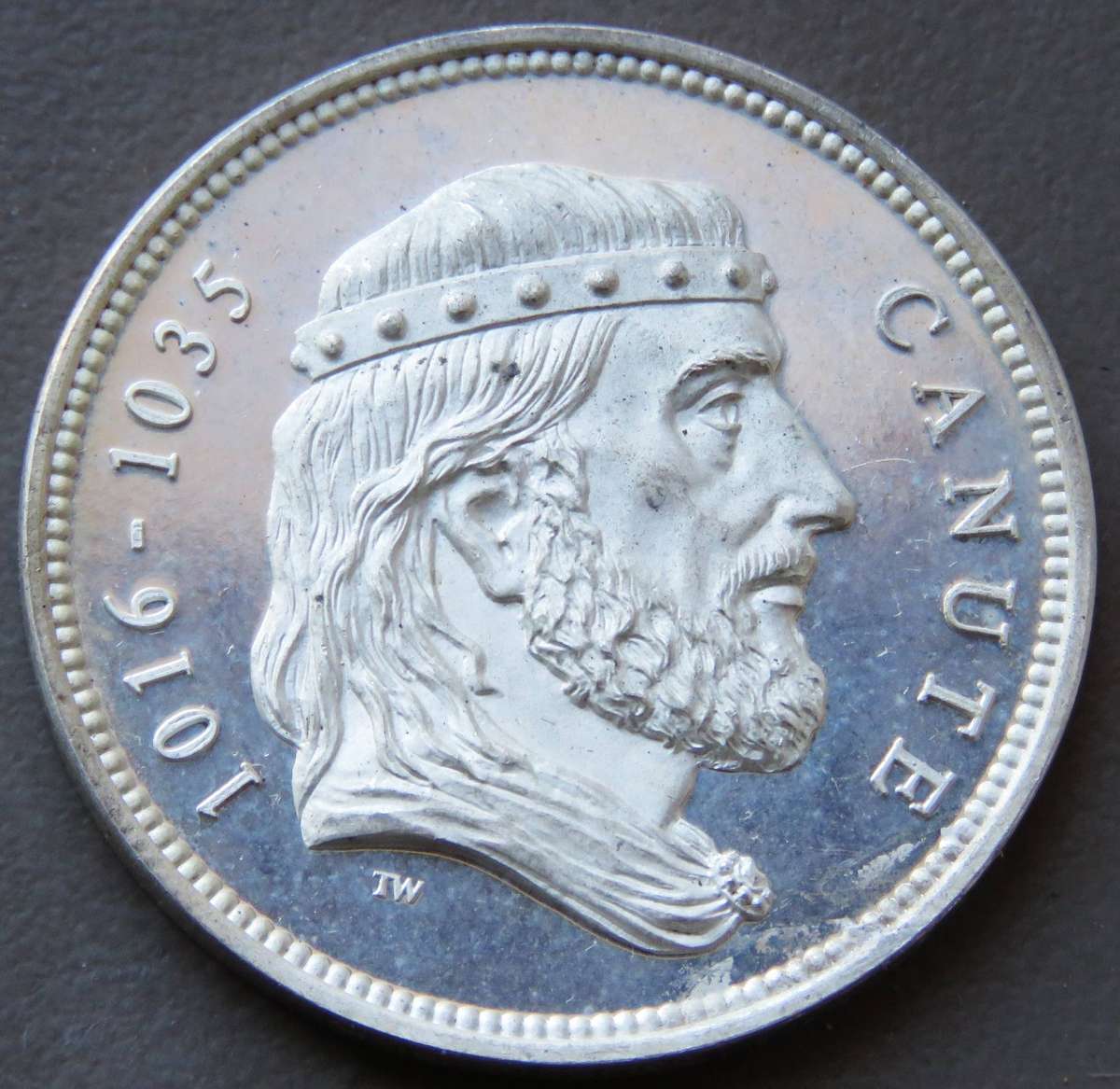 Canute  1016-1035  Silver Proof Cameo 999 Medallion -20 grams FINE SILVER