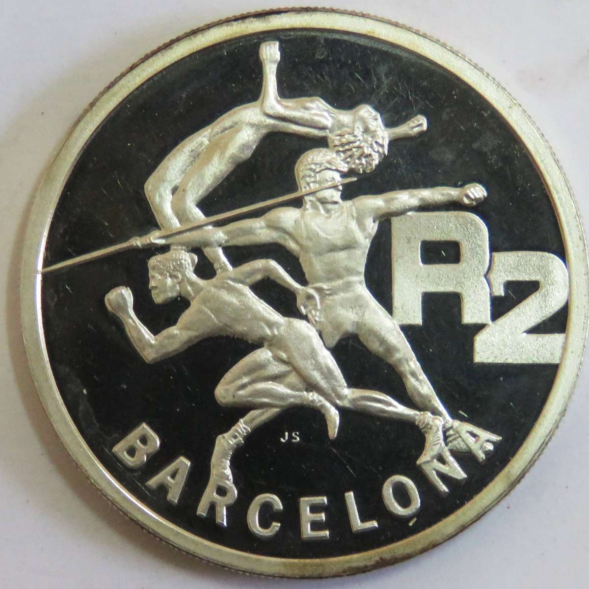 1992 1 Ounce Silver Proof  R2 BARCELONA  33.62 Grams 925 silver