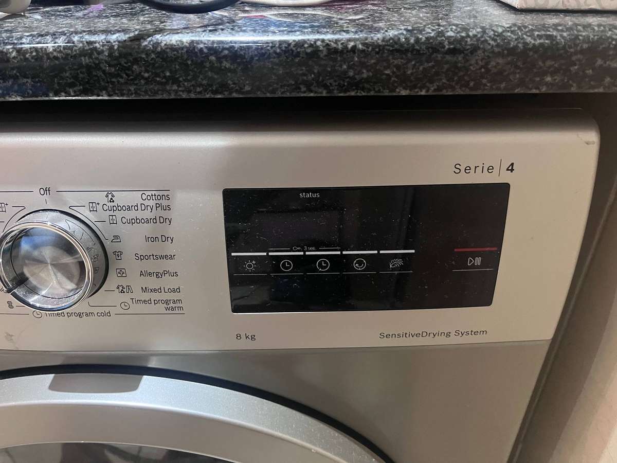 Bosch Serie 4 8kg Condenser Tumble Dryer  Like New