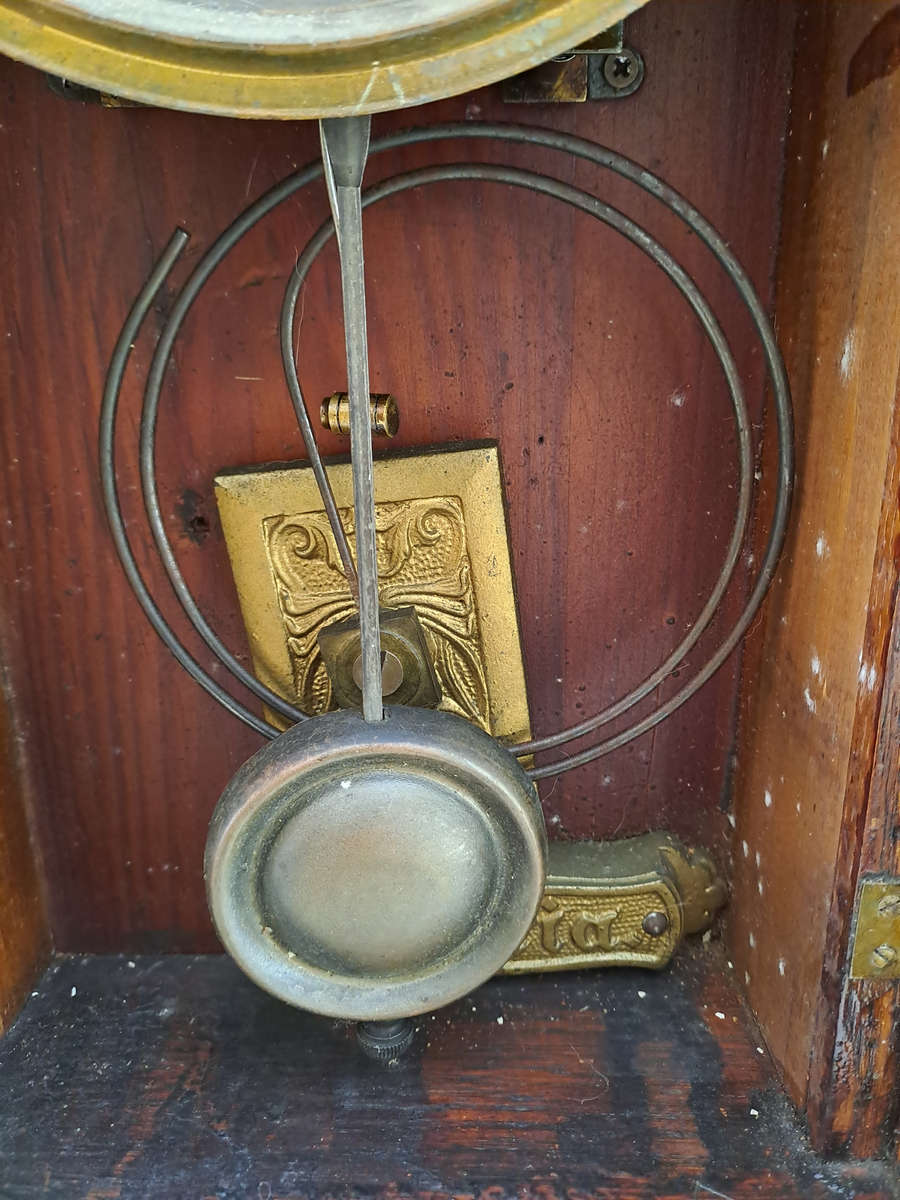 Vintage Ginger bread clock working Waterbury clock co USA