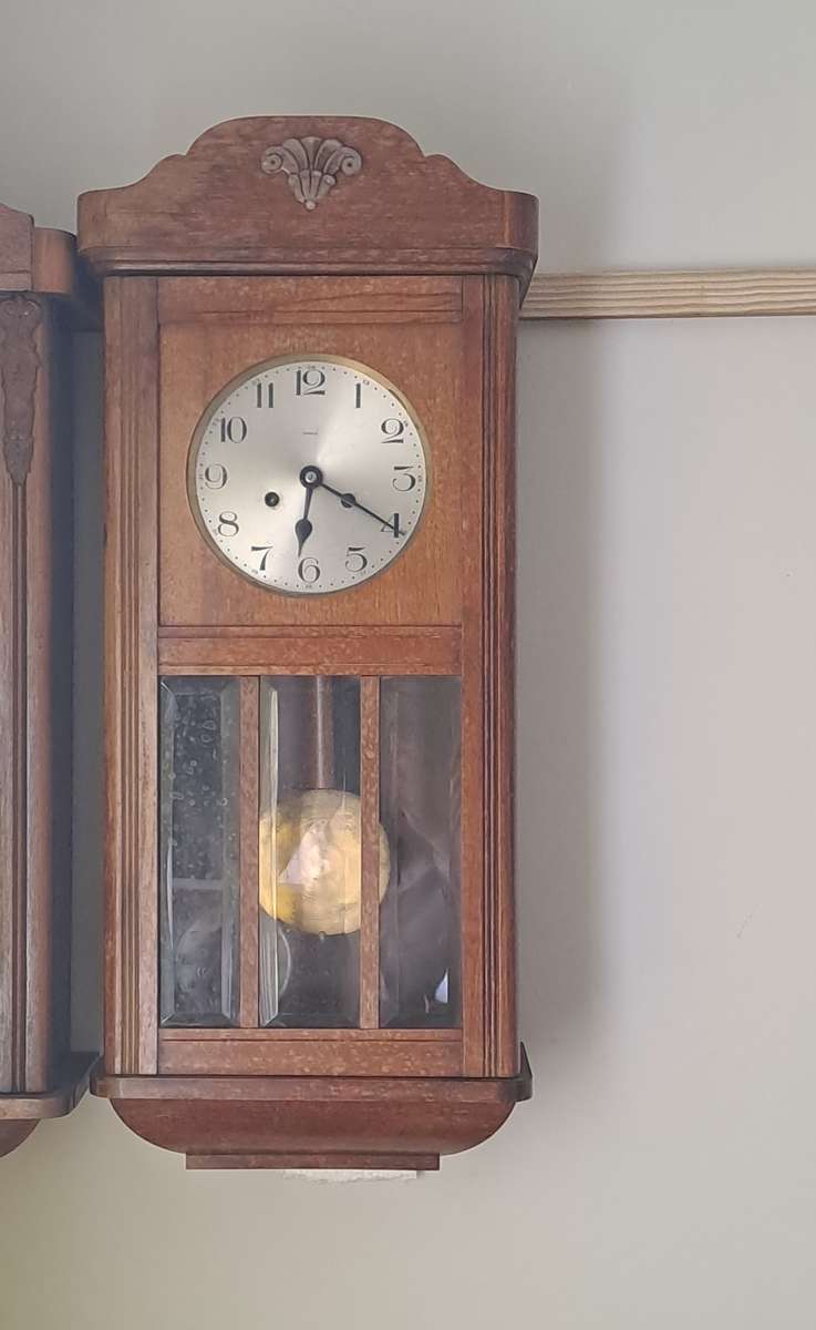 Vintage Keinzle wall clock working
