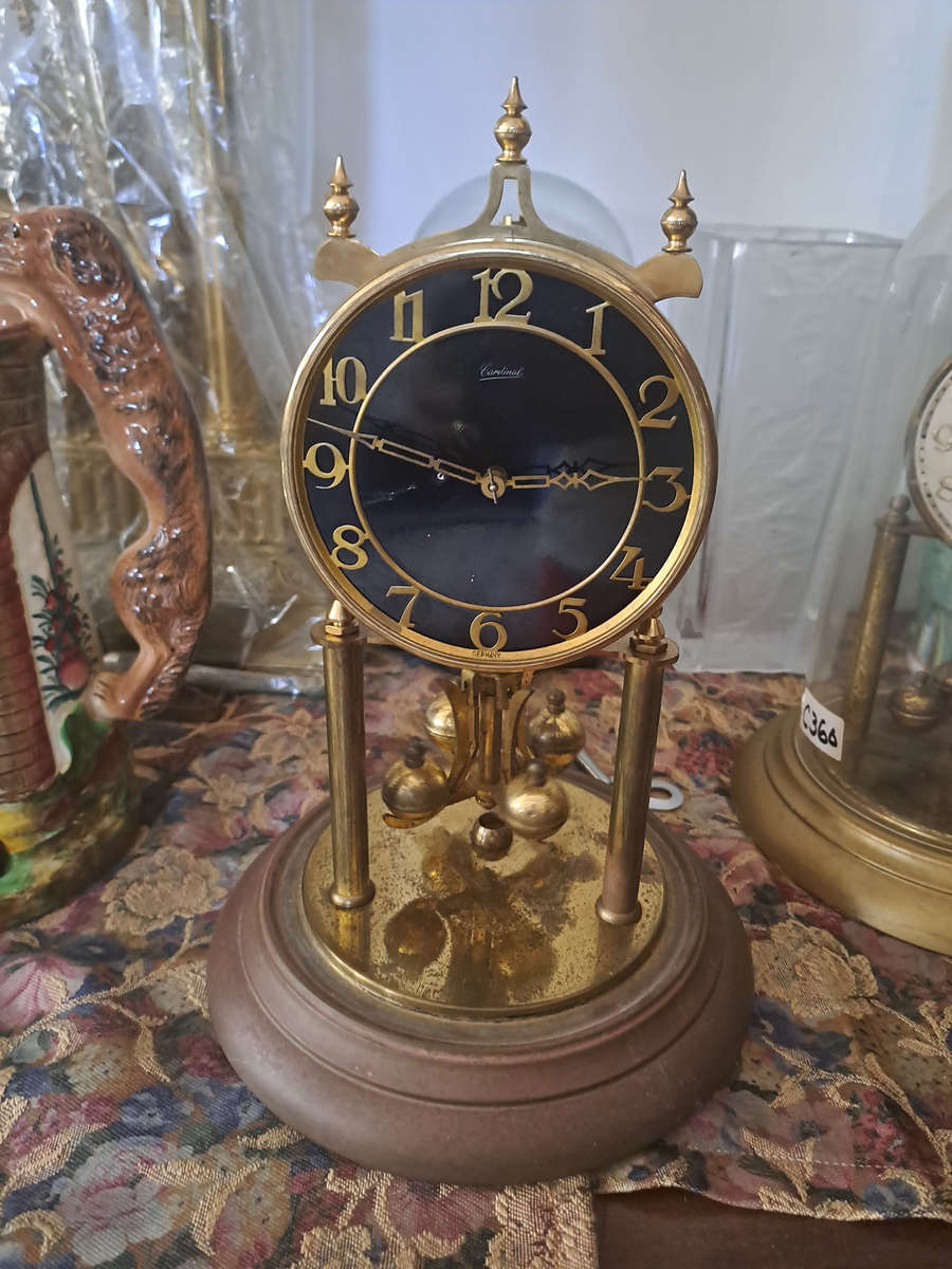 German Anniversary clock working