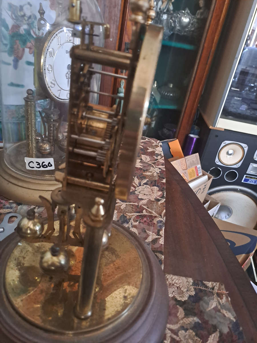 German Anniversary clock working