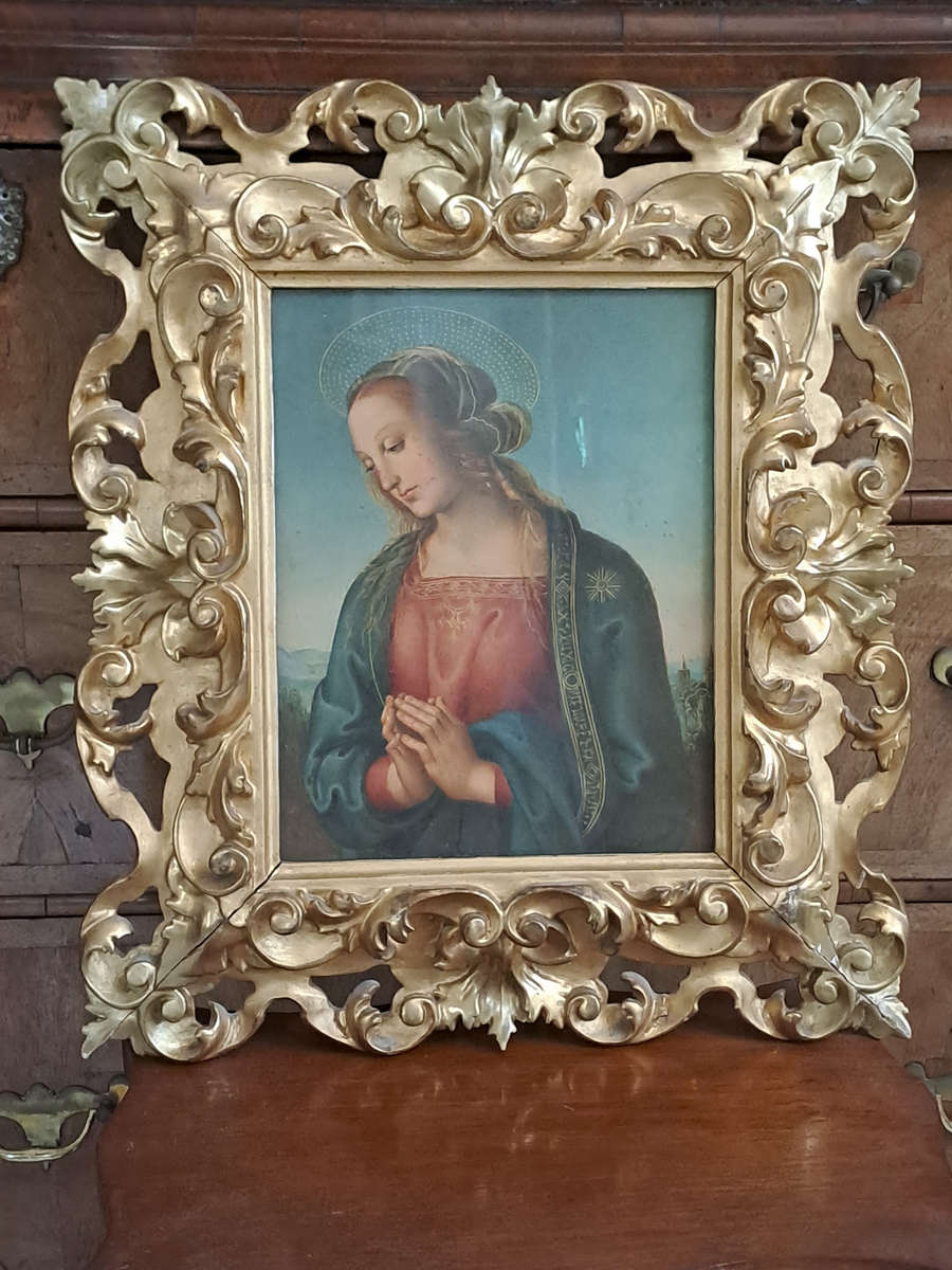 Magnificent hand carved and gilt wood frame with Pietro Perugino print